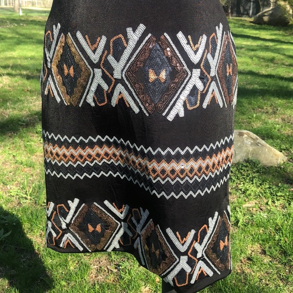 Black sequin pattern cocktail dress EUC!! - Picture 3 of 8